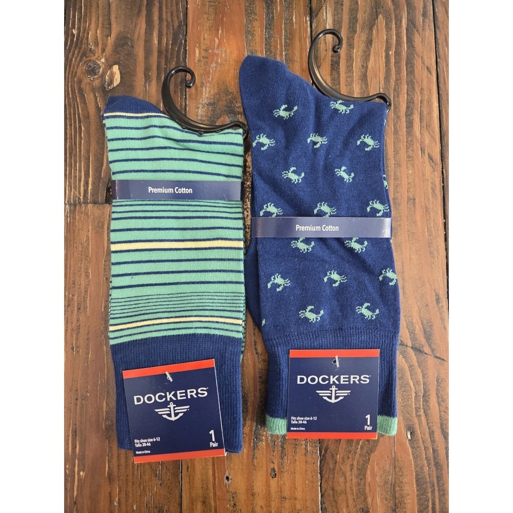 Dockers Mens Classic‎ Crew Socks 2 Pairs Size 6-12 Blue Green Striped Crabs